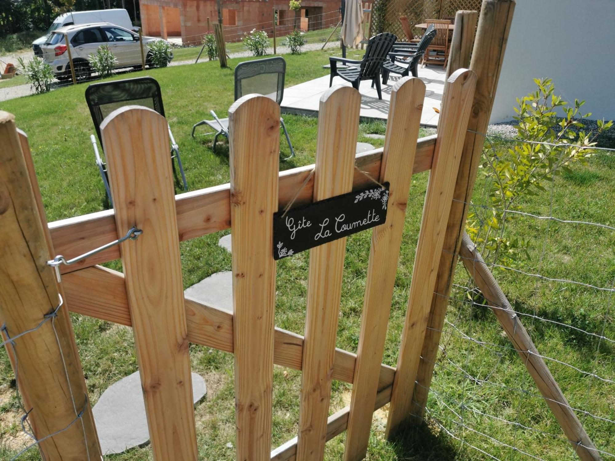 Vila Gite La Coumette - Classe 3 Etoiles Crampagna Exteriér fotografie